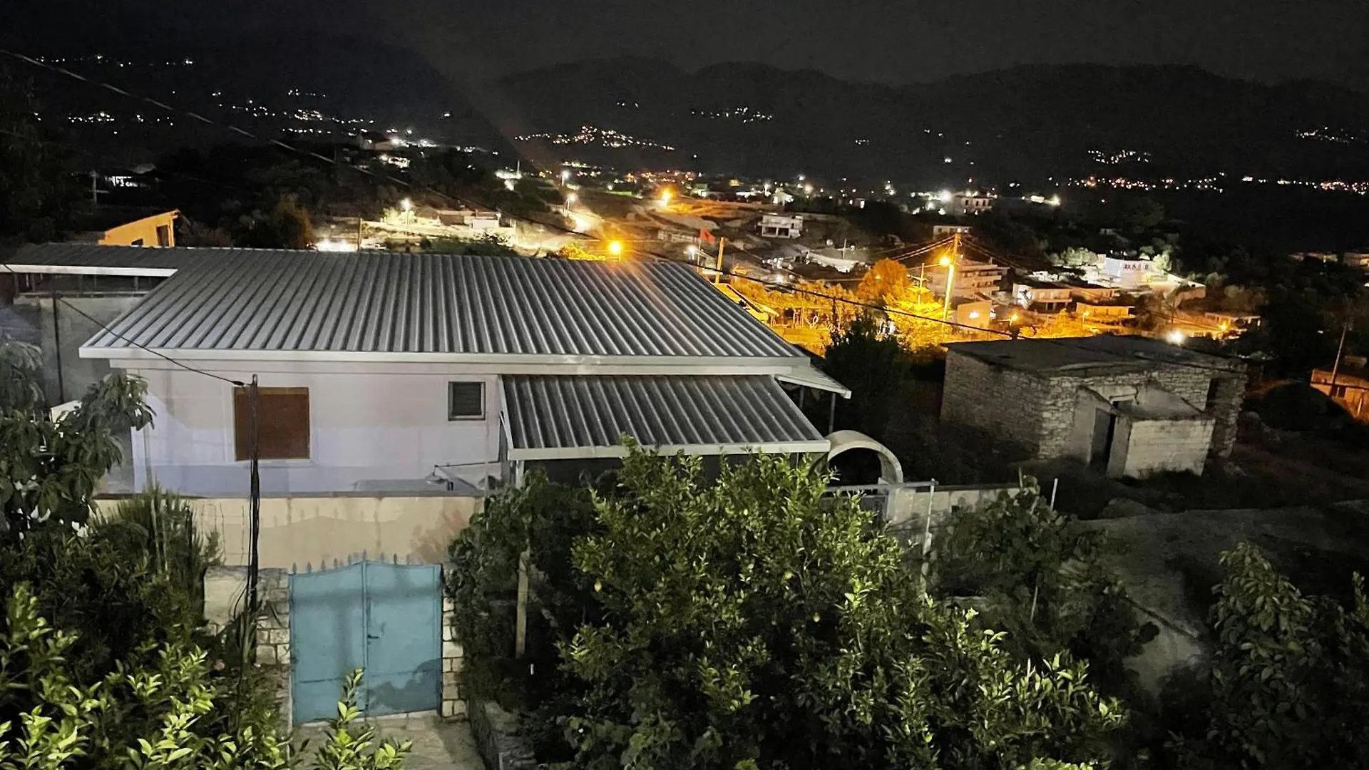 Paro'S Apartment Saranda