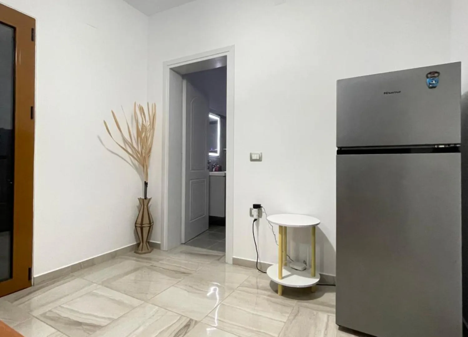 Paro'S Apartment Saranda Albania